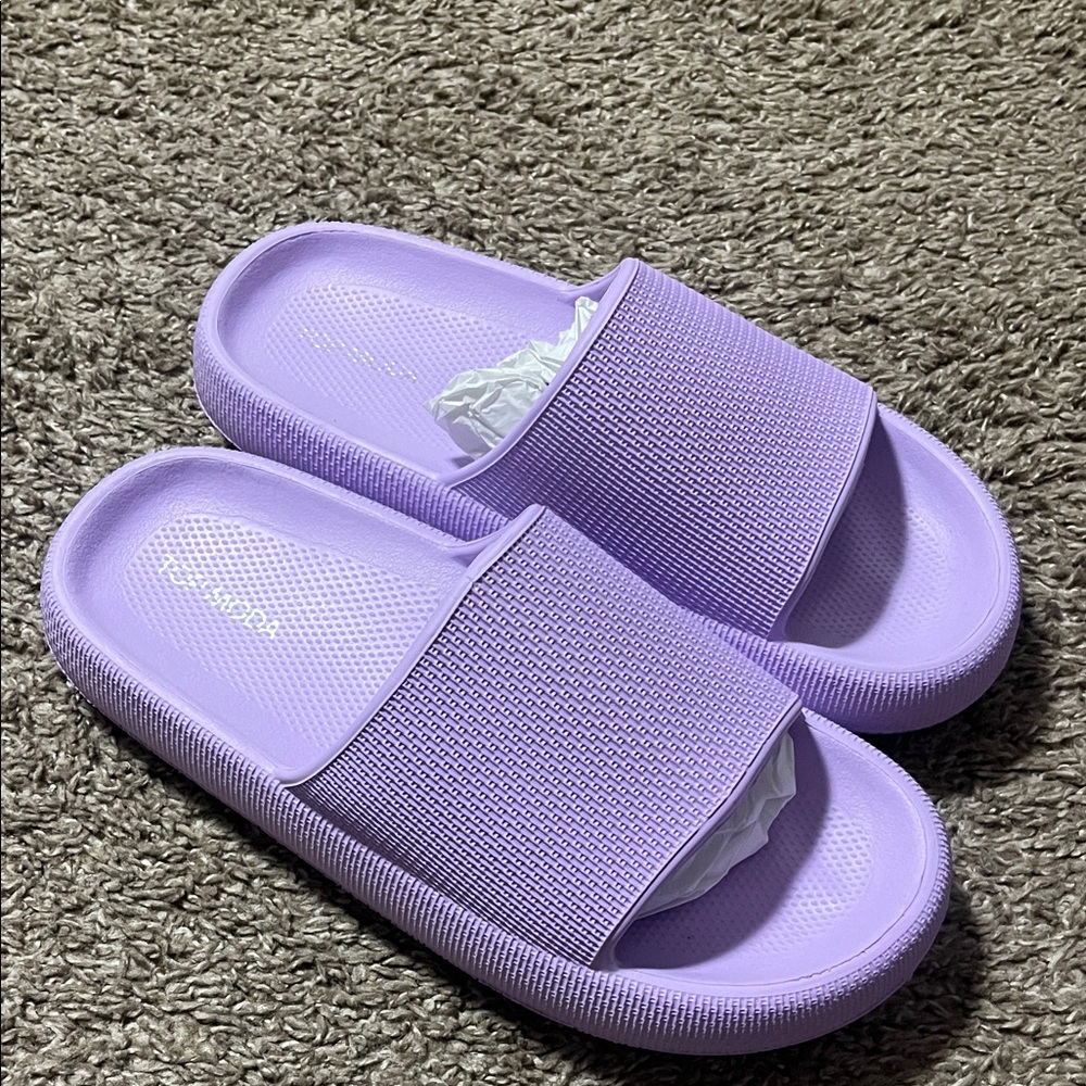 TOP Moda Lavender Slide Sandals